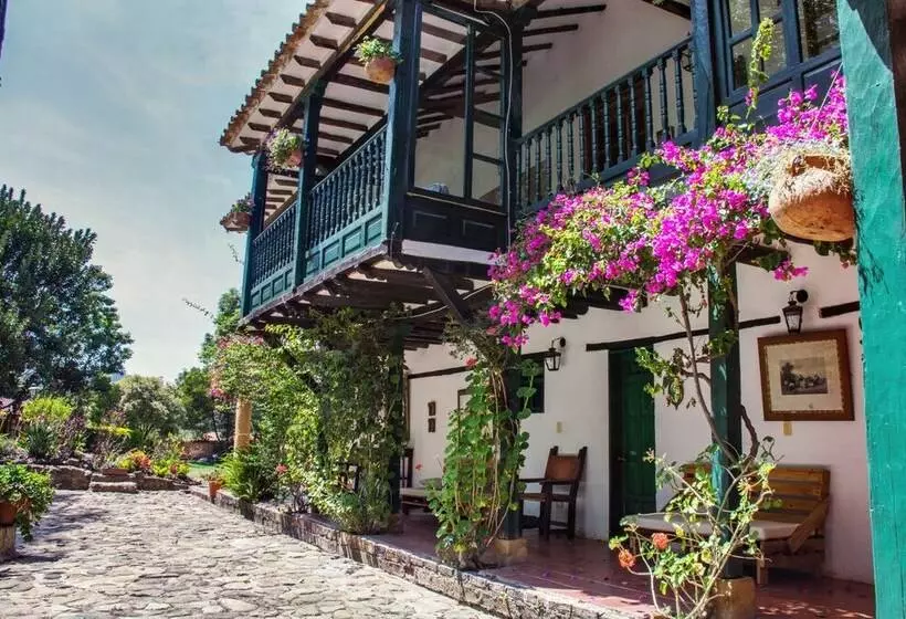 تختخواب و صبحانه Posada Bie