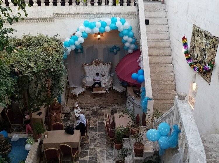 تختخواب و صبحانه Sark Ciragan Konak Butik Otel