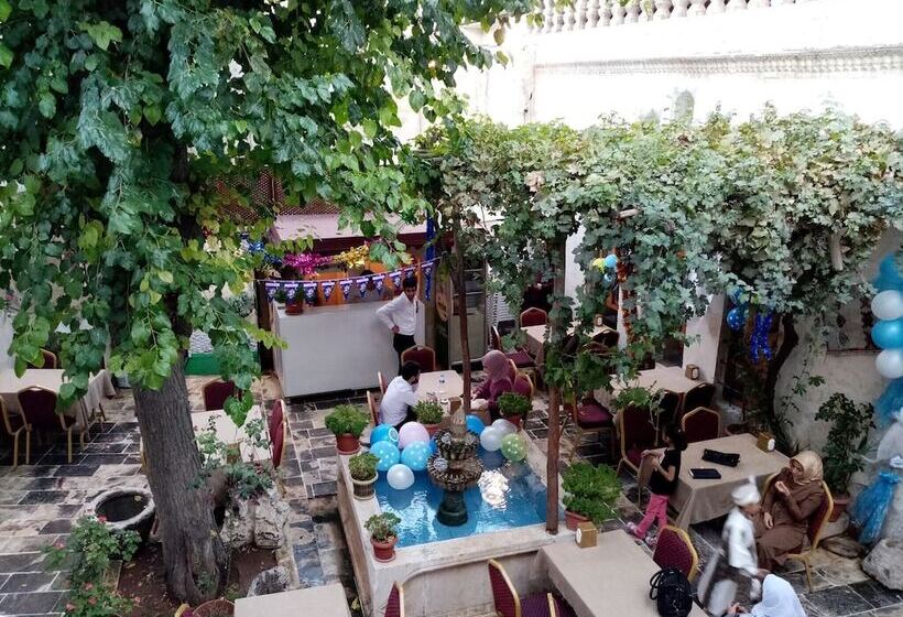 تختخواب و صبحانه Sark Ciragan Konak Butik Otel