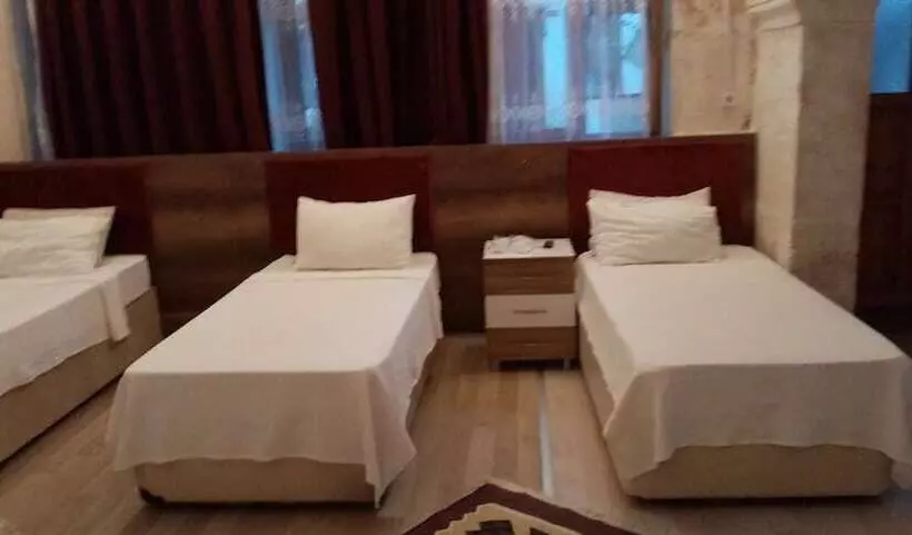 تختخواب و صبحانه Sark Ciragan Konak Butik Otel