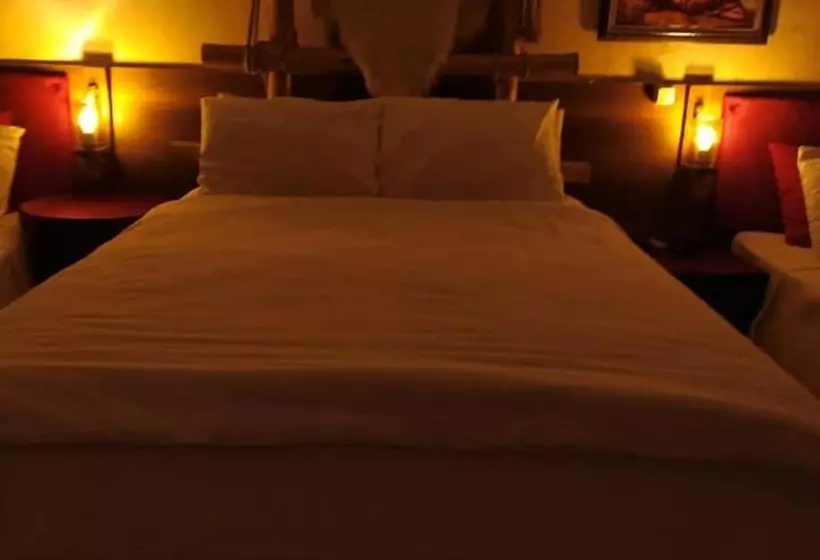تختخواب و صبحانه Sark Ciragan Konak Butik Otel