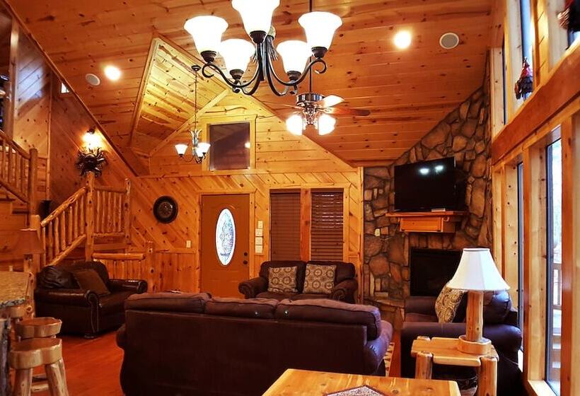 Brokenbowadventures.com