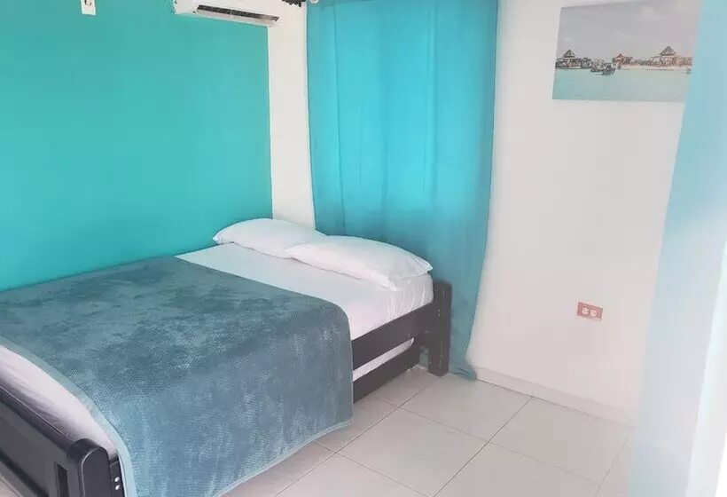 簡易ホテル Isla Azul