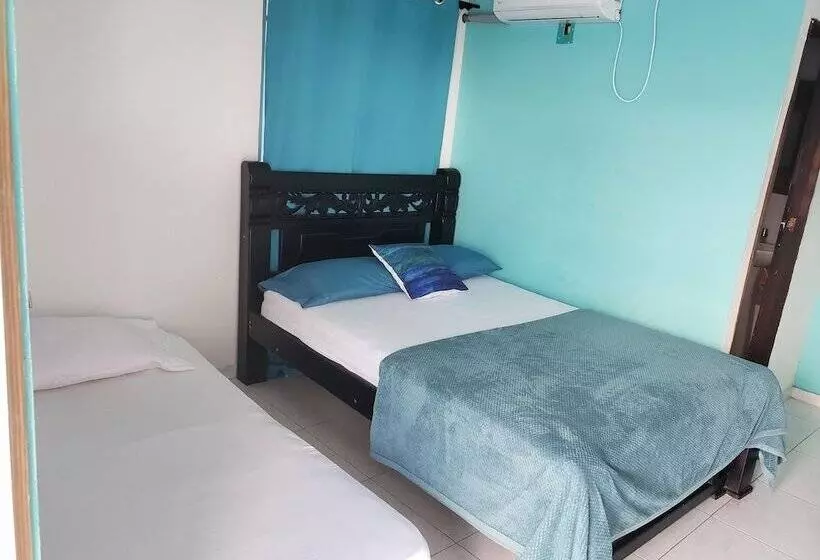 簡易ホテル Isla Azul