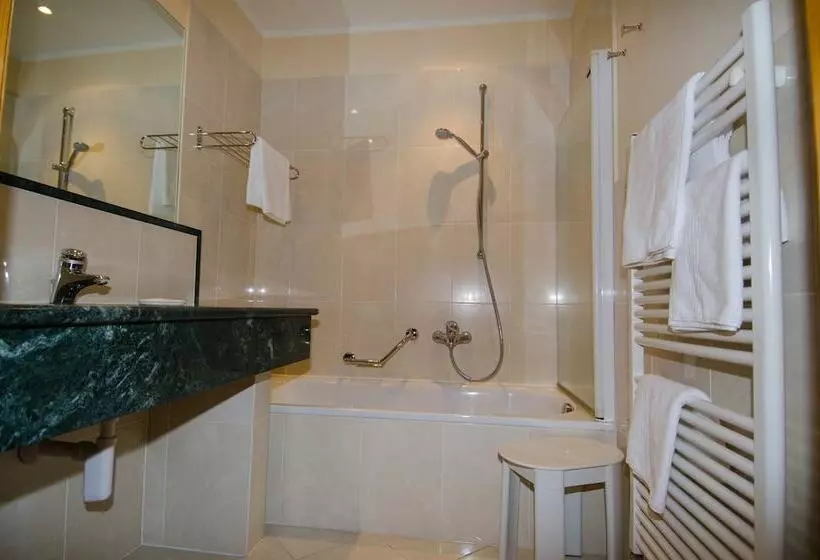 Hotelli Ansitz Kematen Ritten