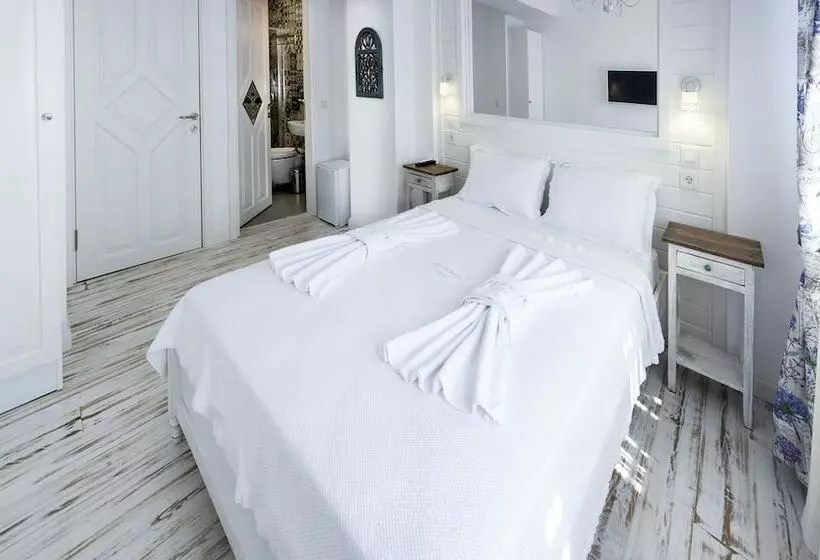Bademlik Otel