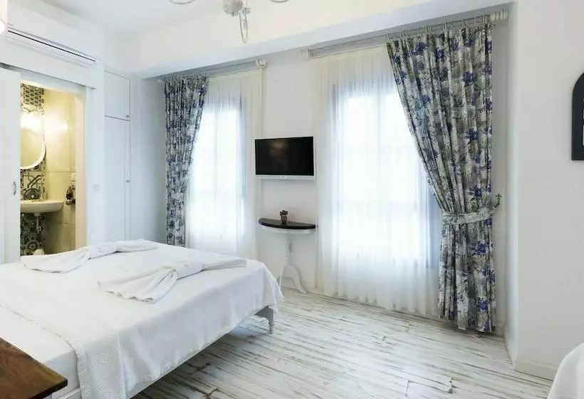 Bademlik Otel