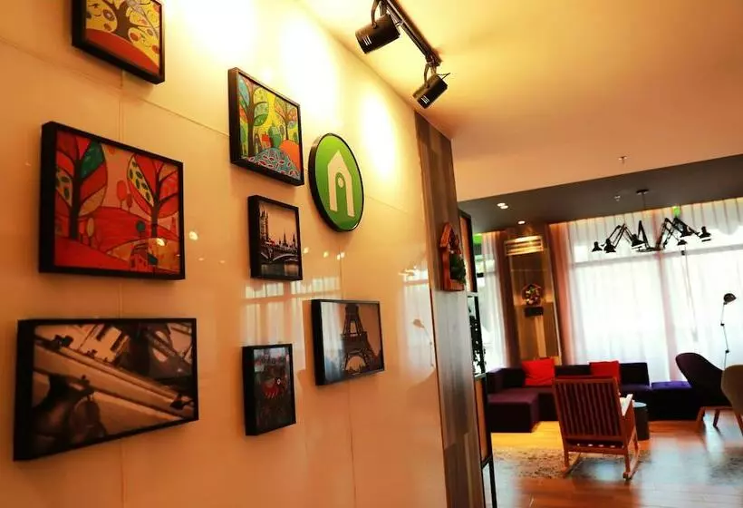 Hotelli Campanile Shenyang South Railway Station