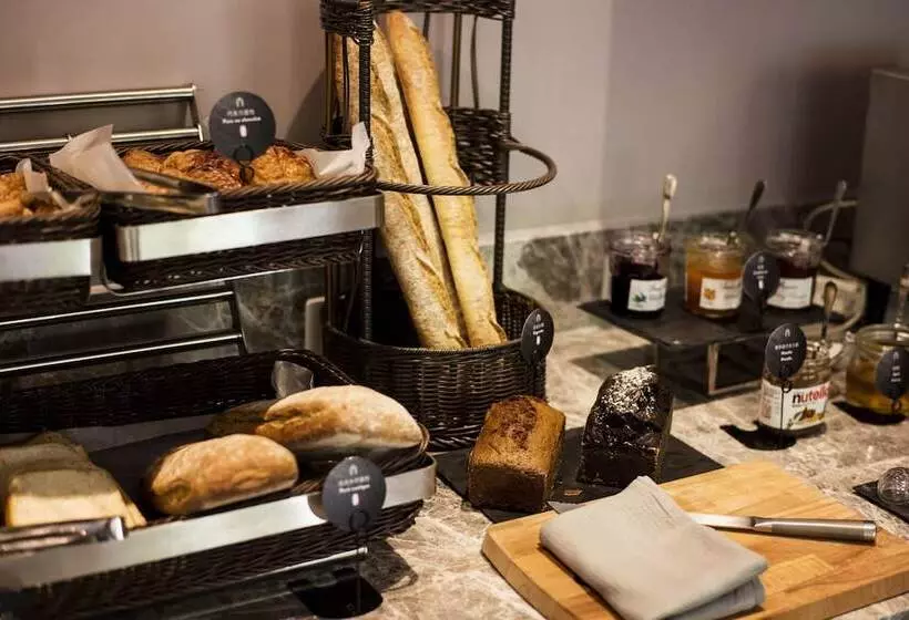 Hotelli Campanile Shenyang South Railway Station