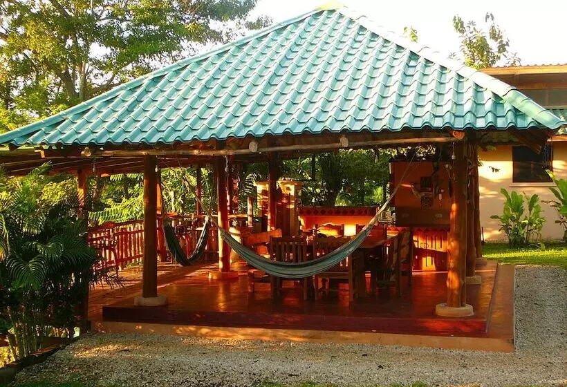 Hotelli Fidelito Ranch & Lodge