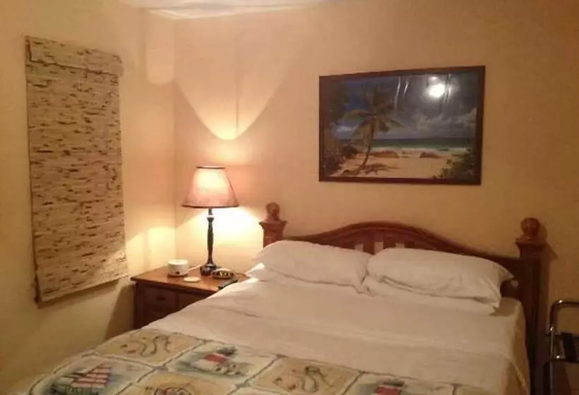 Hotelli Harriet S House