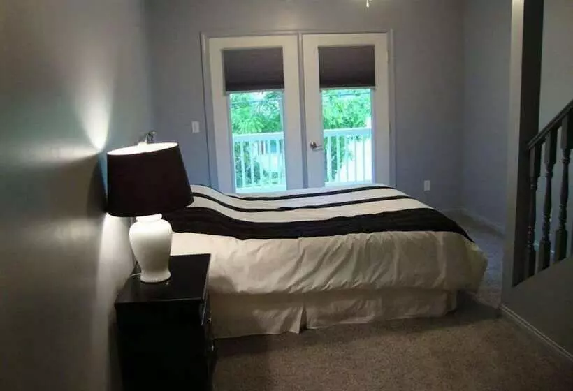 Hotelli Harriet S House