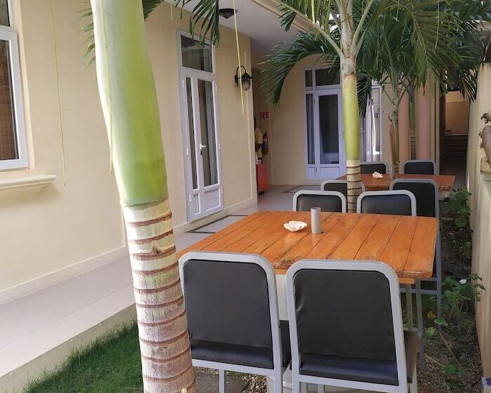 Hotell Hollywood Holidays