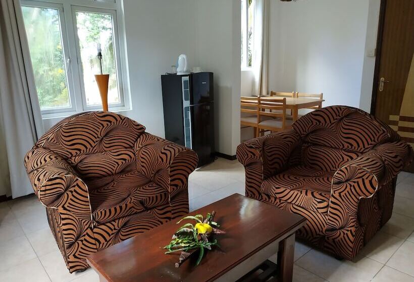 Hotell Hollywood Holidays