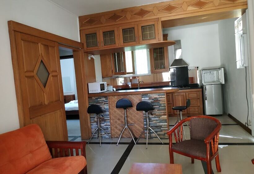 Hotell Hollywood Holidays