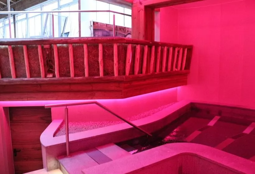 Hotelli Camping Dreiquellenbad