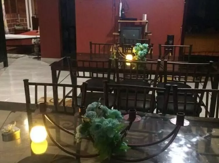 Hotelli Hospedaje Familiar Valentina