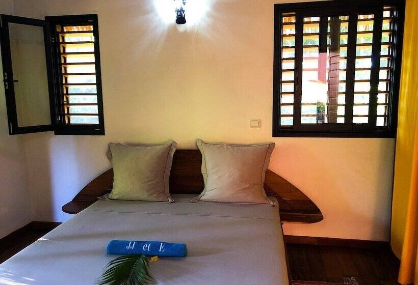 בית מלון כפרי Jj Et Euphrasie