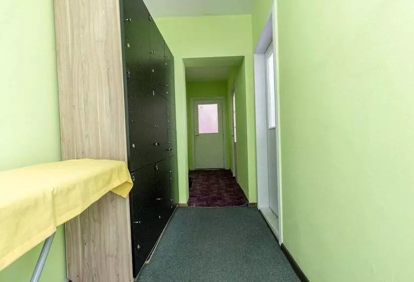 هتل Legenda Lvova Hostel