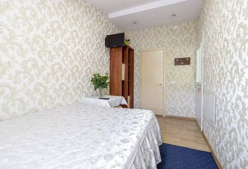 هتل Legenda Lvova Hostel