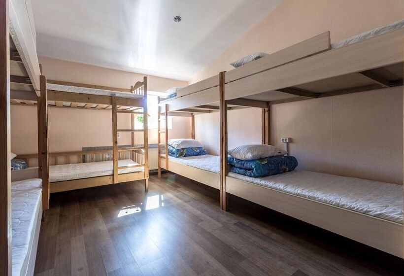 فندق Legenda Lvova Hostel