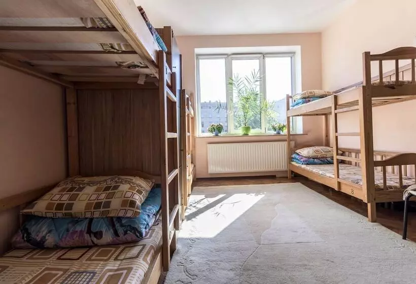 هتل Legenda Lvova Hostel
