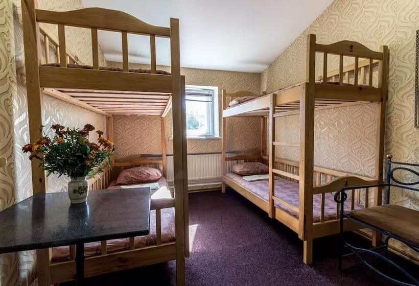 هتل Legenda Lvova Hostel