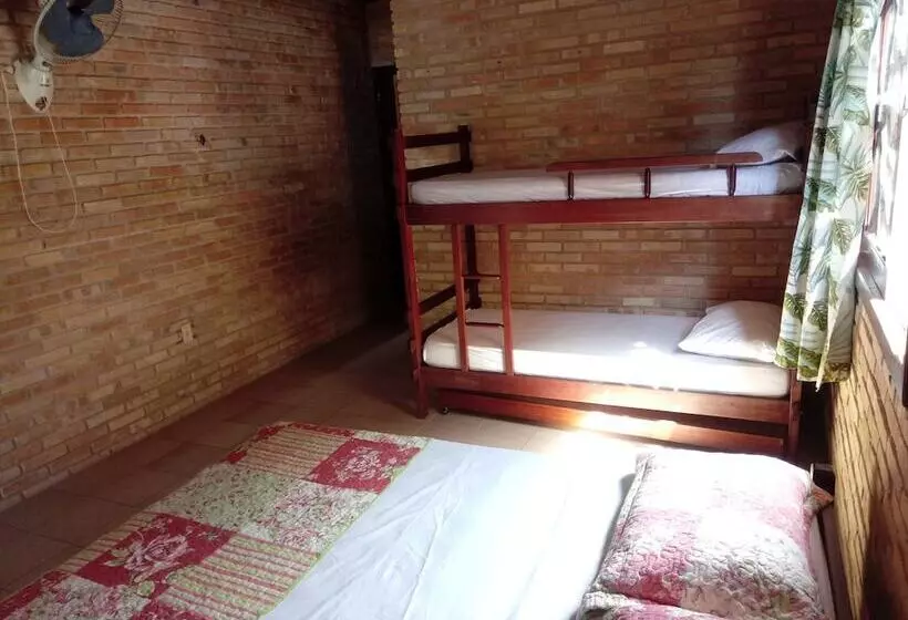 Hotelli Pousada E Restaurante O Marinheiro