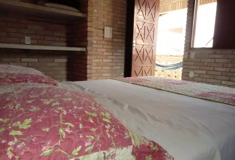 Hotelli Pousada E Restaurante O Marinheiro