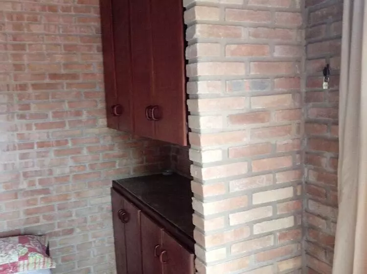 Hotelli Pousada E Restaurante O Marinheiro