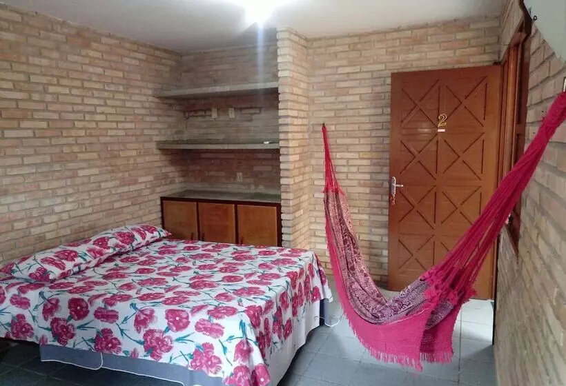 Hotelli Pousada E Restaurante O Marinheiro