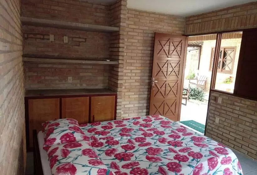 Hotelli Pousada E Restaurante O Marinheiro