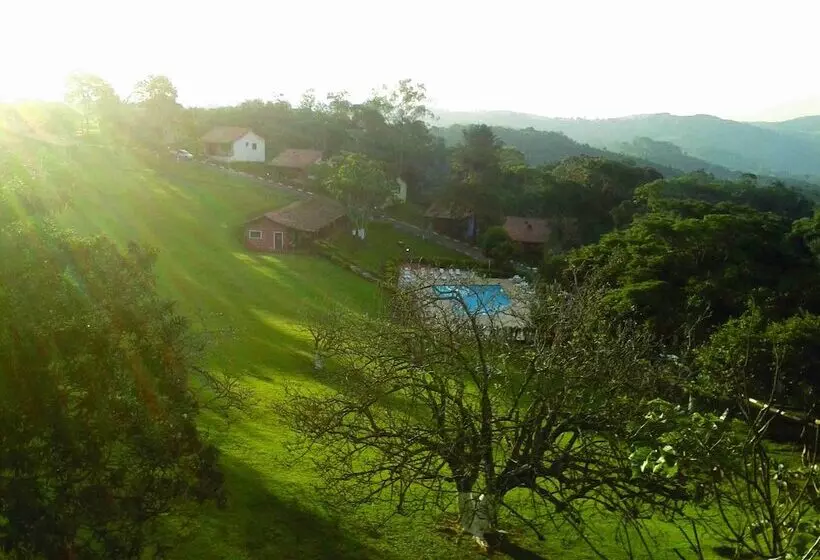 ホテル Pousada Village Alto Da Serra