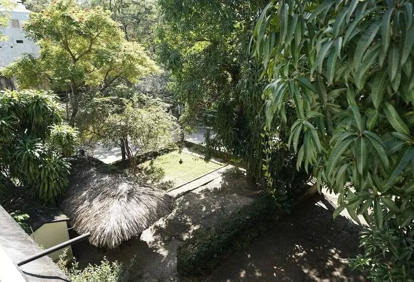 هتل Sevilla Palenque