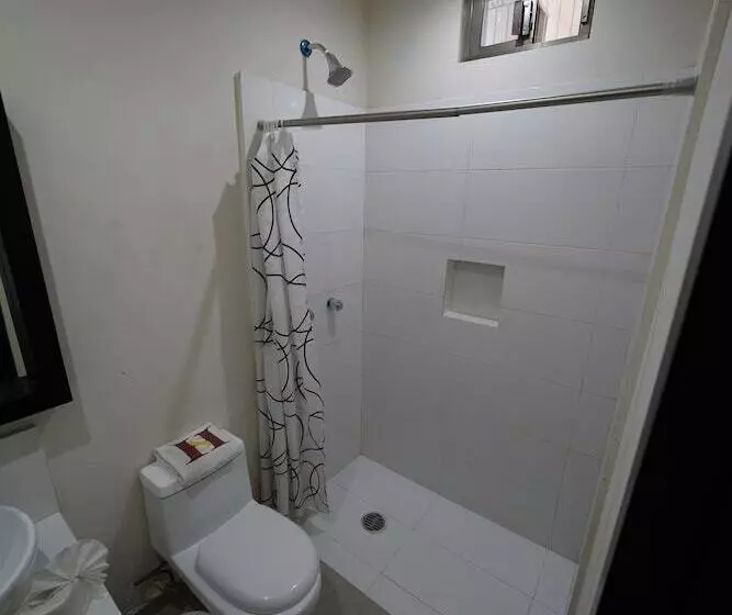 هتل Sevilla Palenque