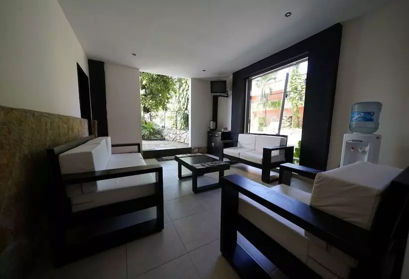 هتل Sevilla Palenque