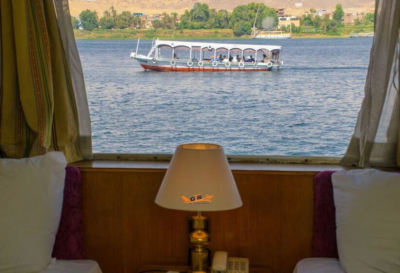 هتل Shehrazad Nile Floating