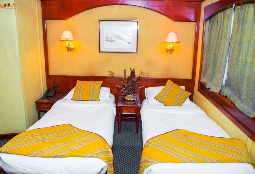 هتل Shehrazad Nile Floating