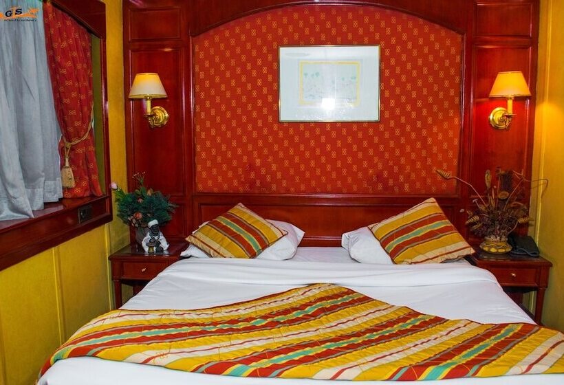 هتل Shehrazad Nile Floating