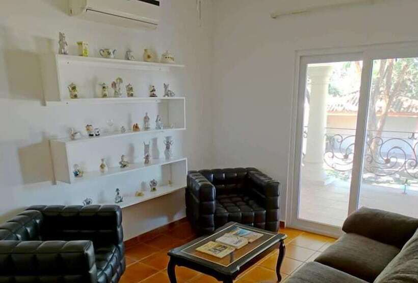 هتل Boutique Las Mesetas