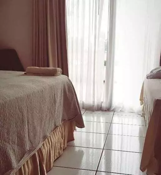 هتل Boutique Las Mesetas