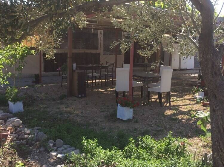 Пансион Elibol Camping