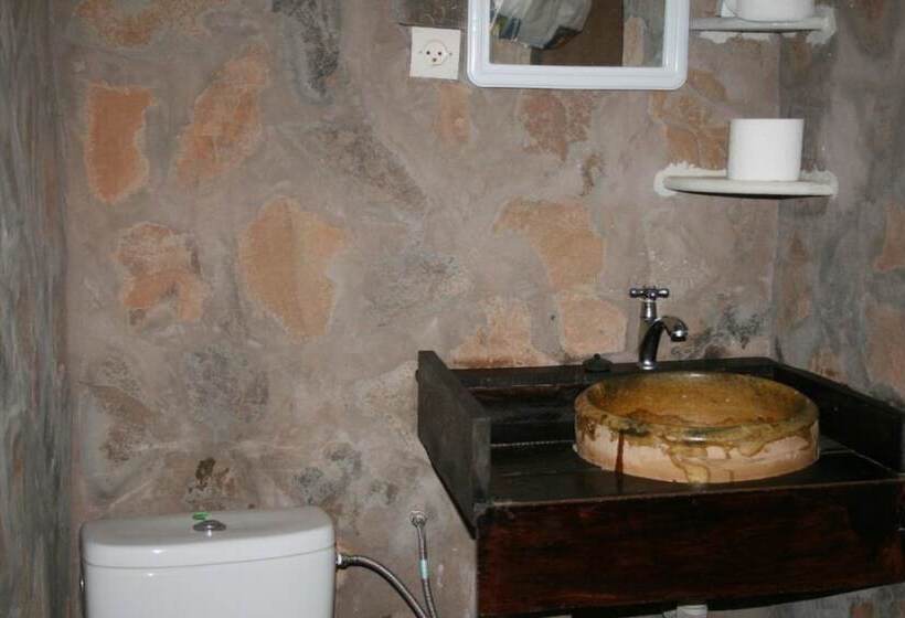 پانسیون Maggaman Guest House