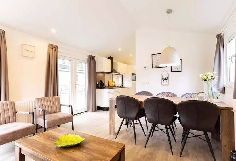 リゾートホテル Topparken Recreatiepark Beekbergen