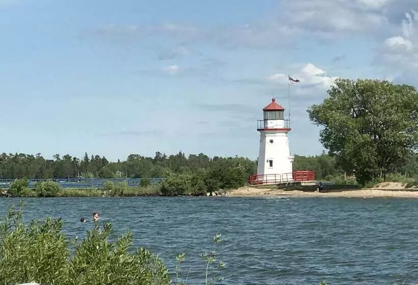 Secrets On Main Bed & Breakfast