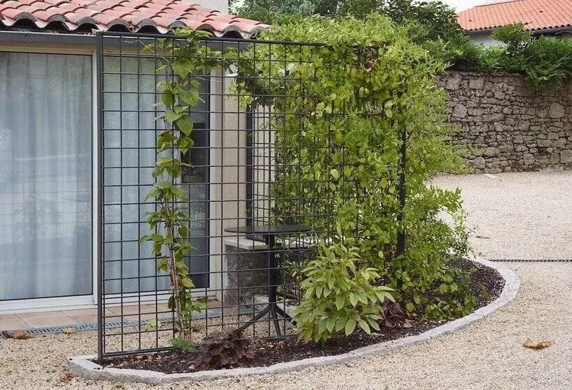 Studios Marie Barrault