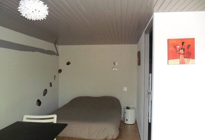 Studios Marie Barrault