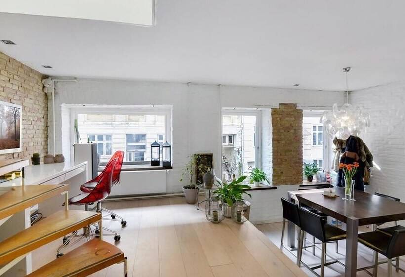 Aalborg Bed And Breakfast