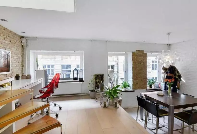 Aalborg Bed And Breakfast