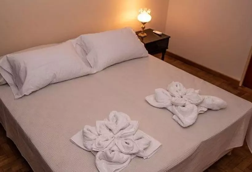 Aamiaismajoitus (B&B) Bella Vita Hotel Boutique Lujan